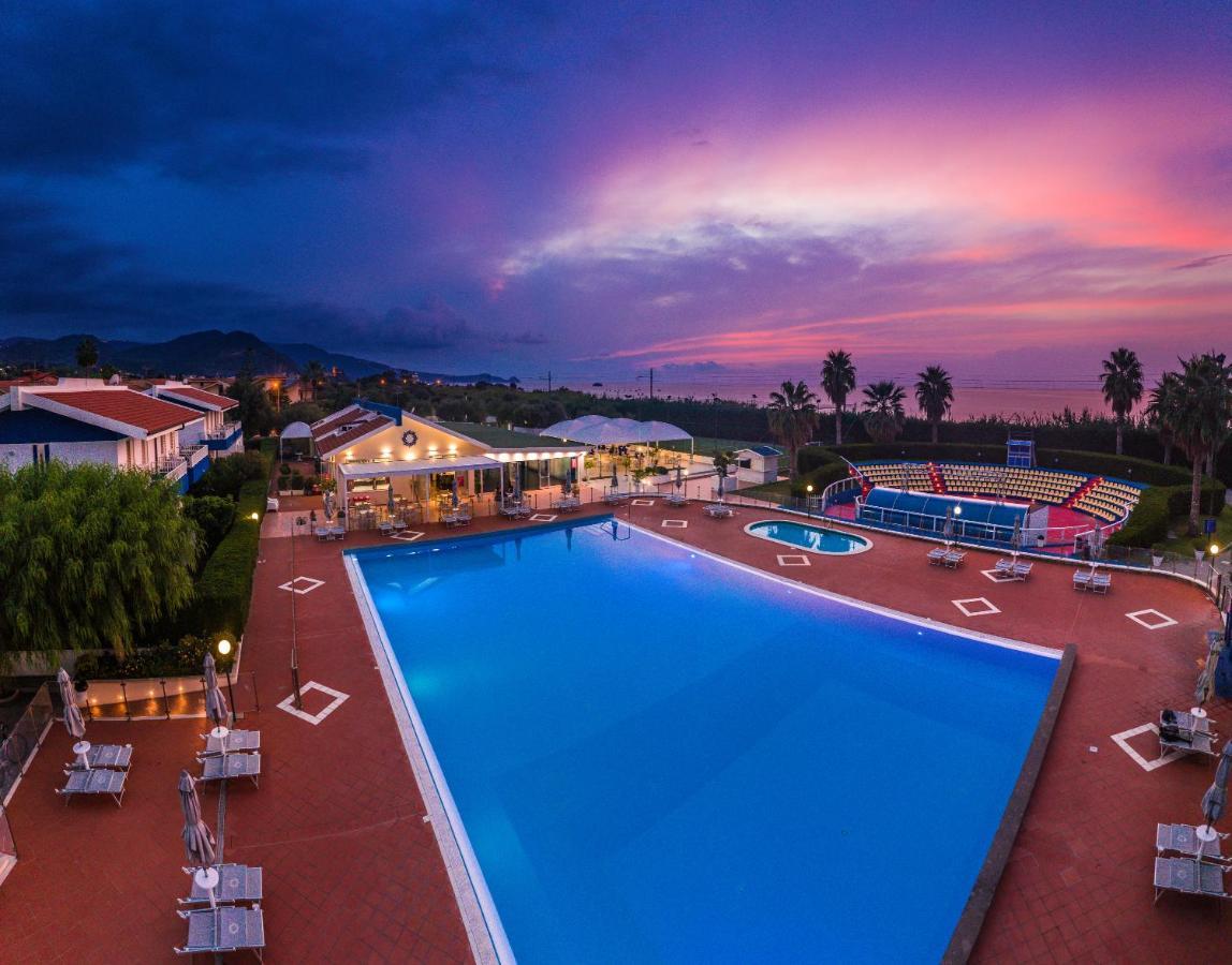 Riviera Del Sole Residence Piraino Exterior foto